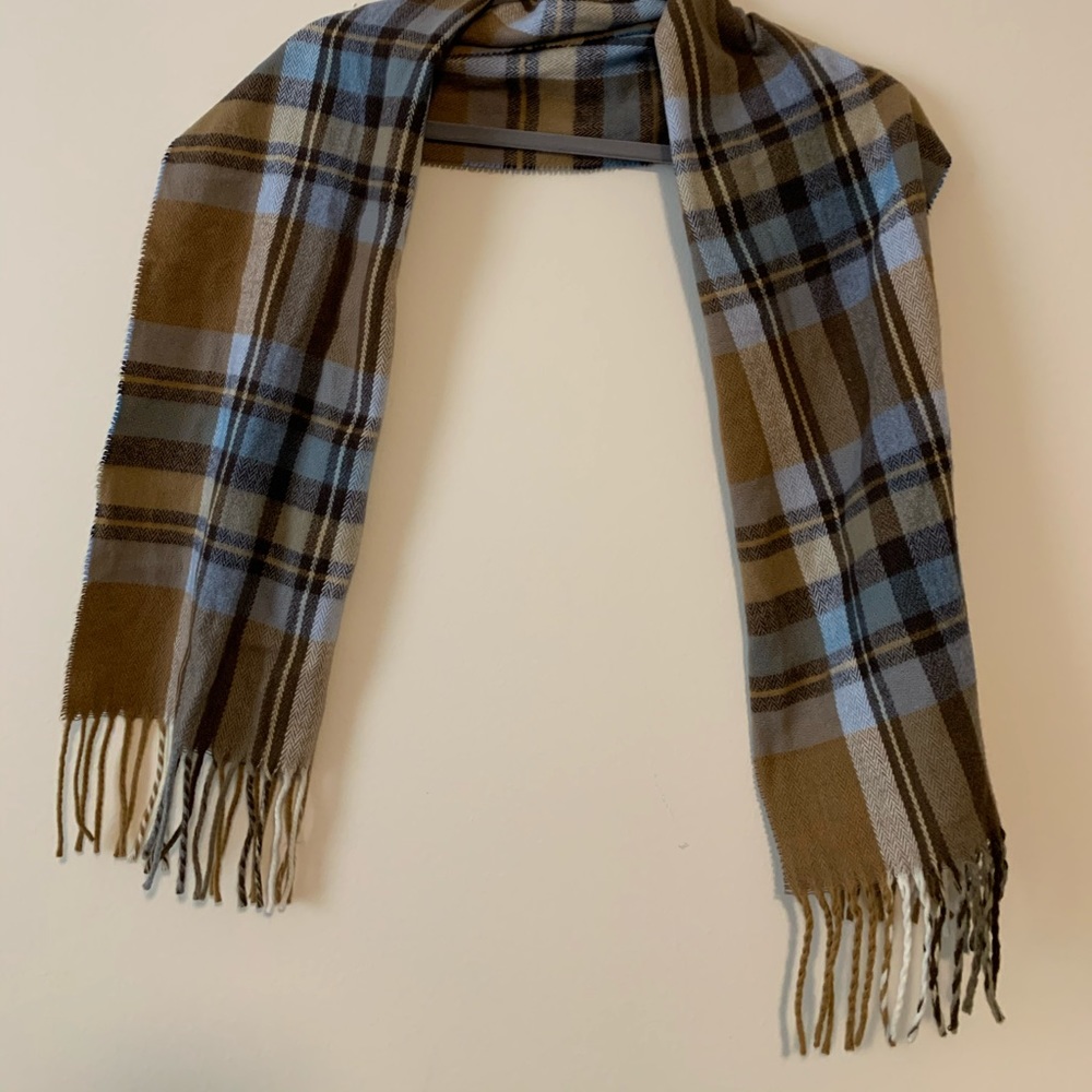 Plaid scarf